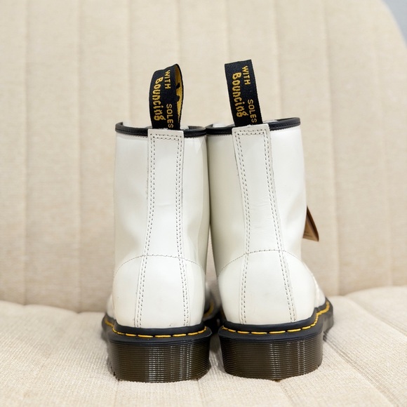 NEW Dr. Martens 1460 Unisex White Boots with Black Laces - Picture 3 of 8